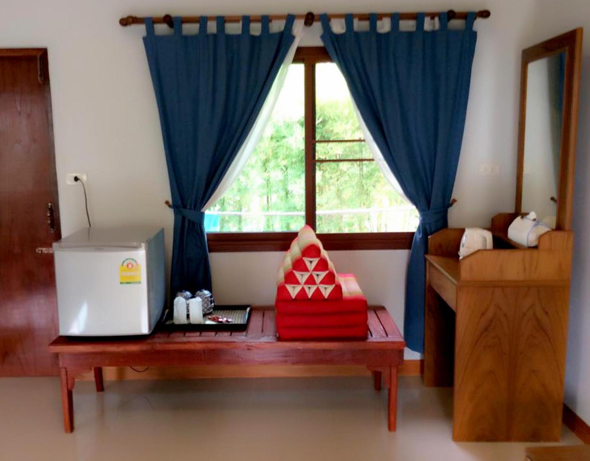 Lanta Wanida Resort Ko Lanta Extérieur photo